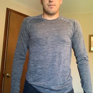 Metal vent tech 1.0 long sleeve gray t shirt size small